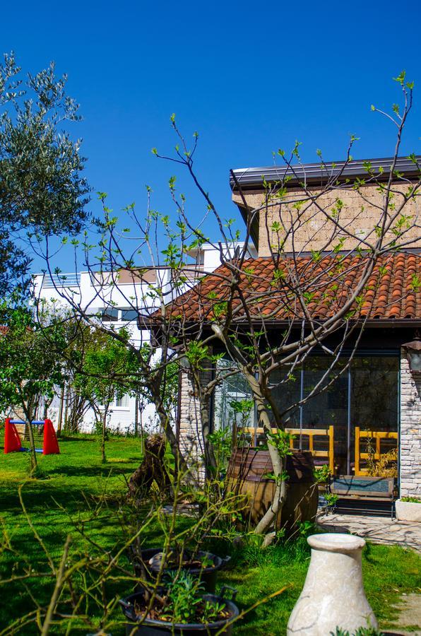 Hotel Mir Medjugorje Exterior photo